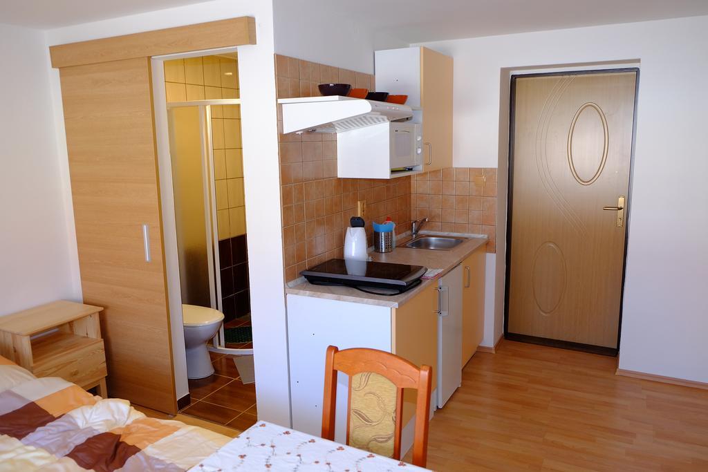 Ubytovani U Maminky Guest House Lednice Bagian luar foto