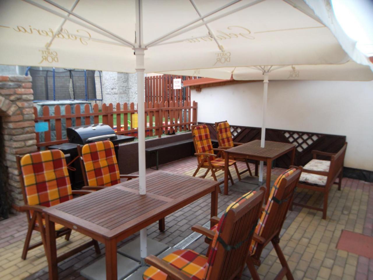 Ubytovani U Maminky Guest House Lednice Bagian luar foto